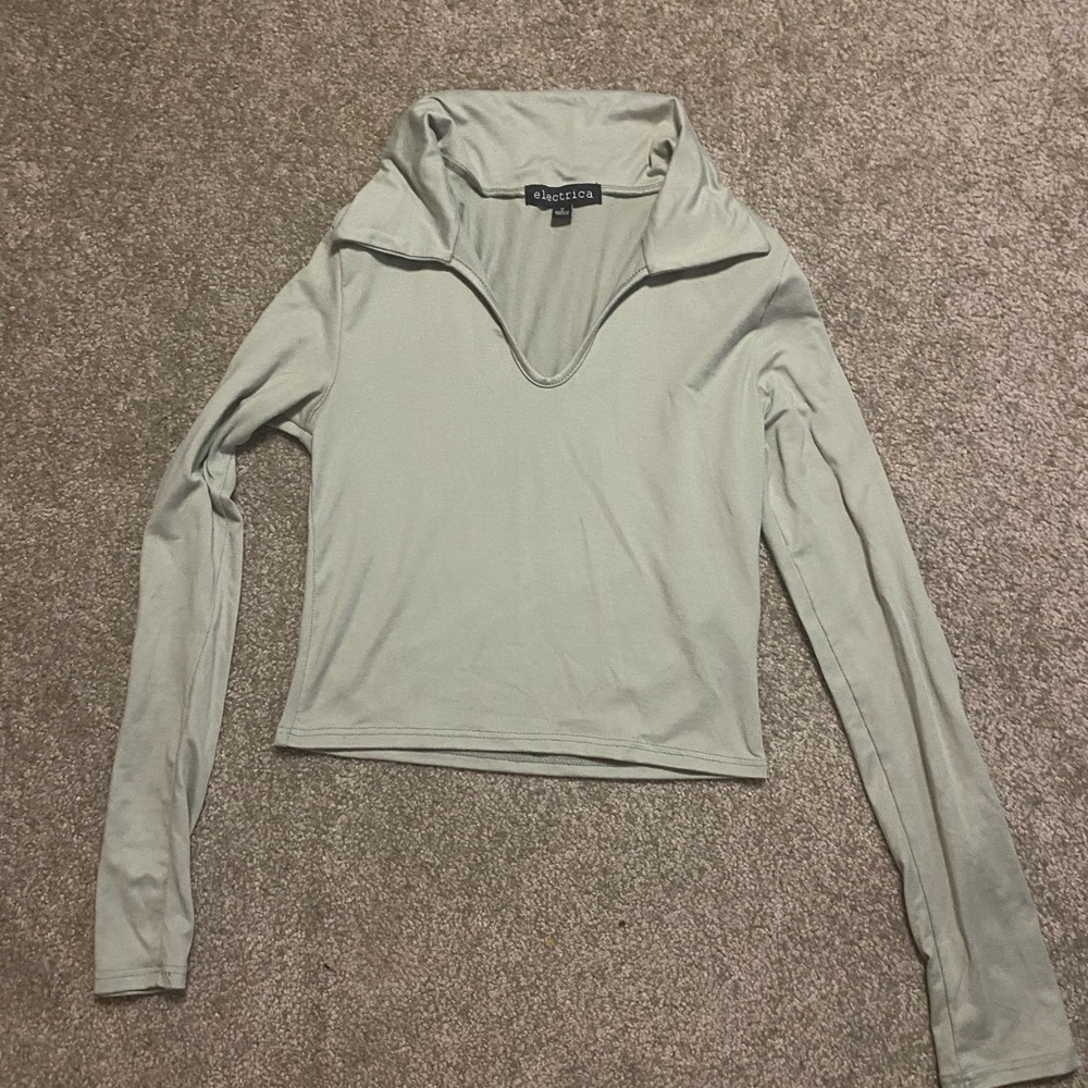 Cropped long sleeve
